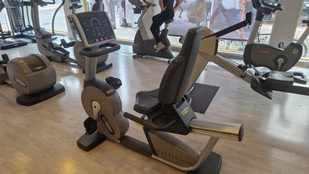 Technogym Excite 500 Kuntopyörä (rekumbentti)