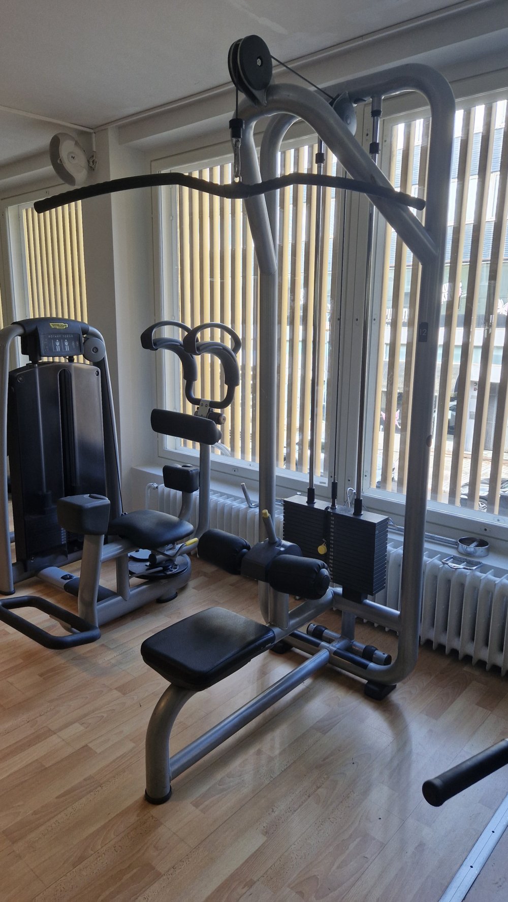 Technogym Element Lat Machine Ylätalja