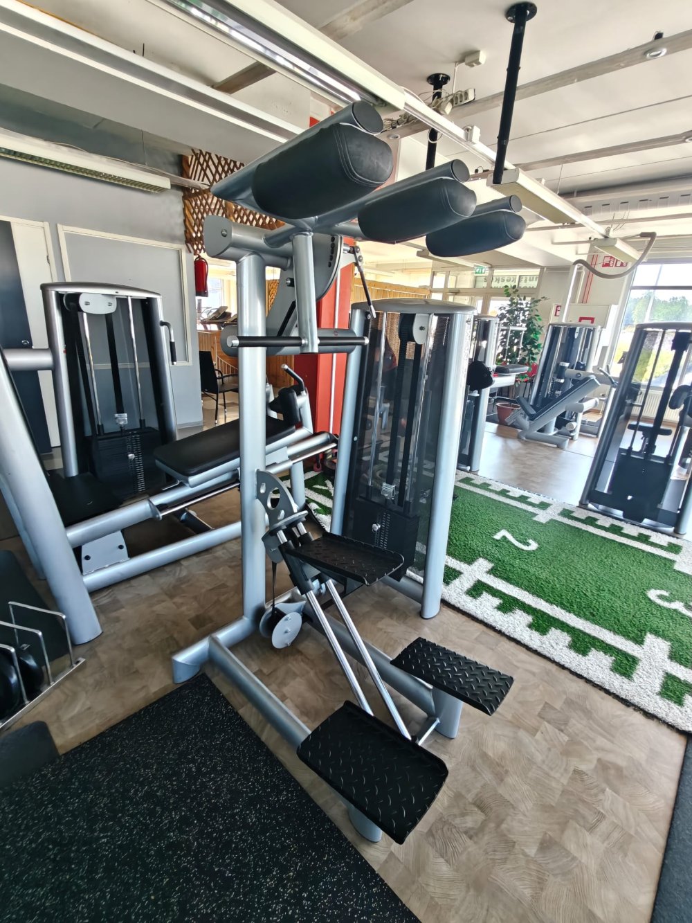 Gym80 Innovation Glutes Machine 1300,-