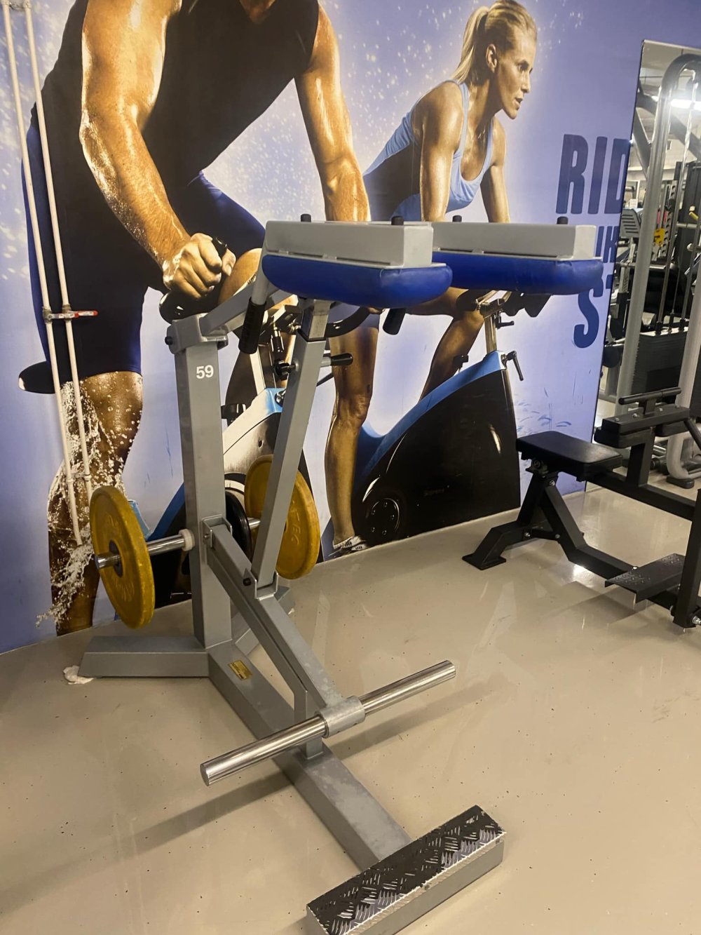 Pohjelaite (seisten) 290,-