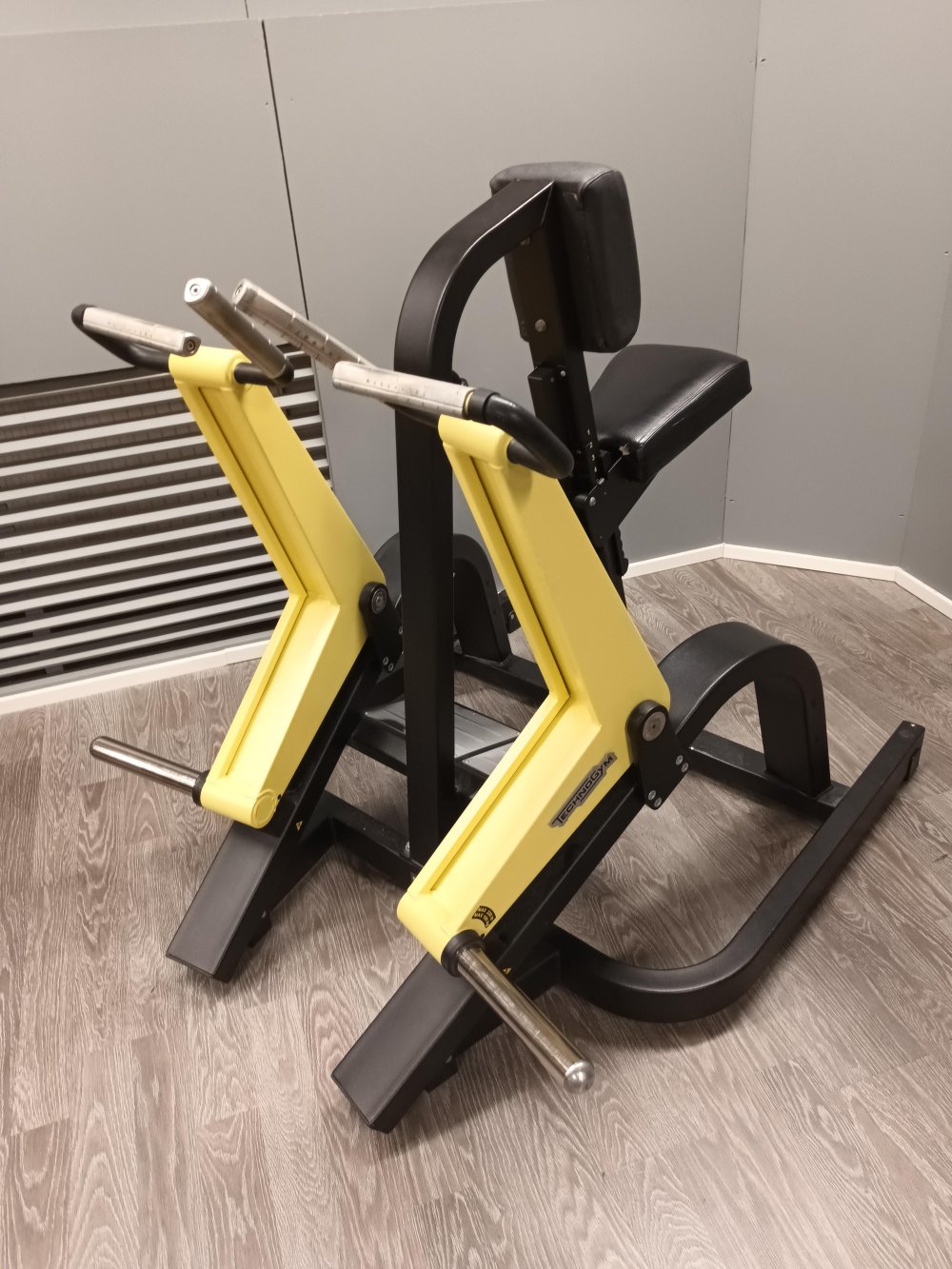 Technogym PURE Row 2200,-