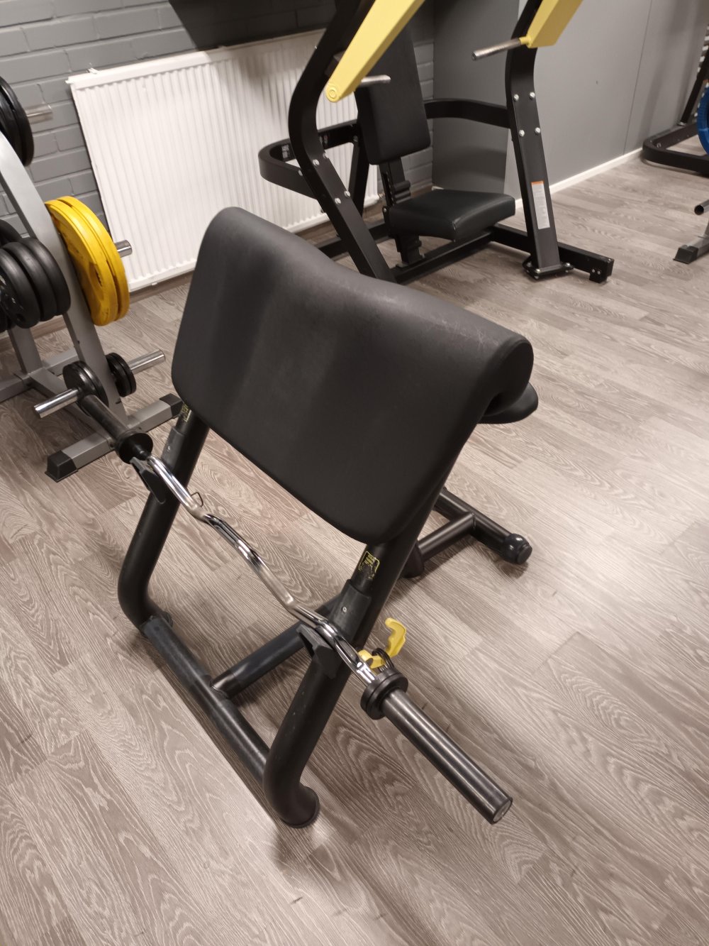 Technogym Scott 600,-