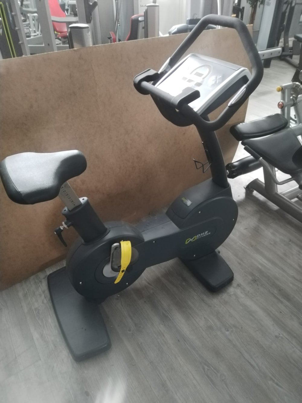 Kuntopyörä DHZ 300€